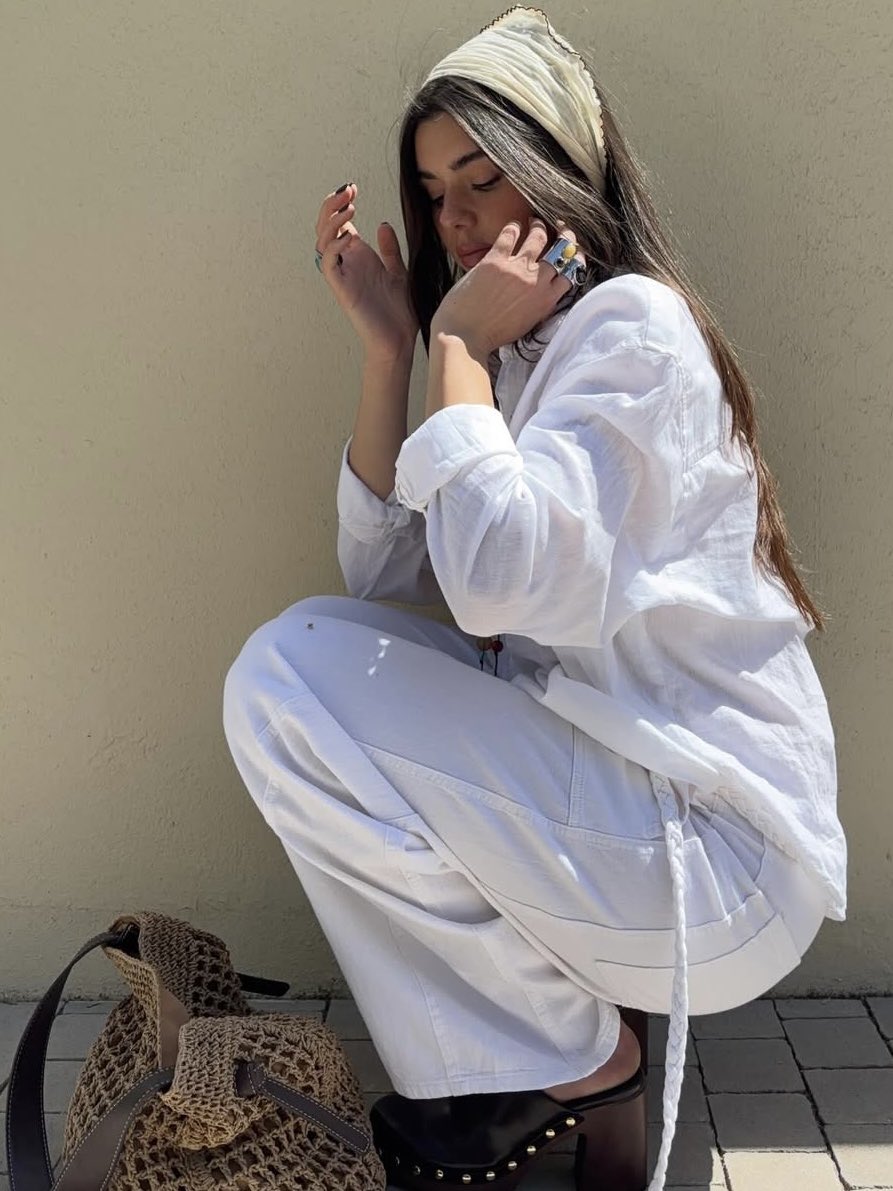 crispymcalexia's tweet photo. white ferrari https://t.co/z2GoNWvm16
