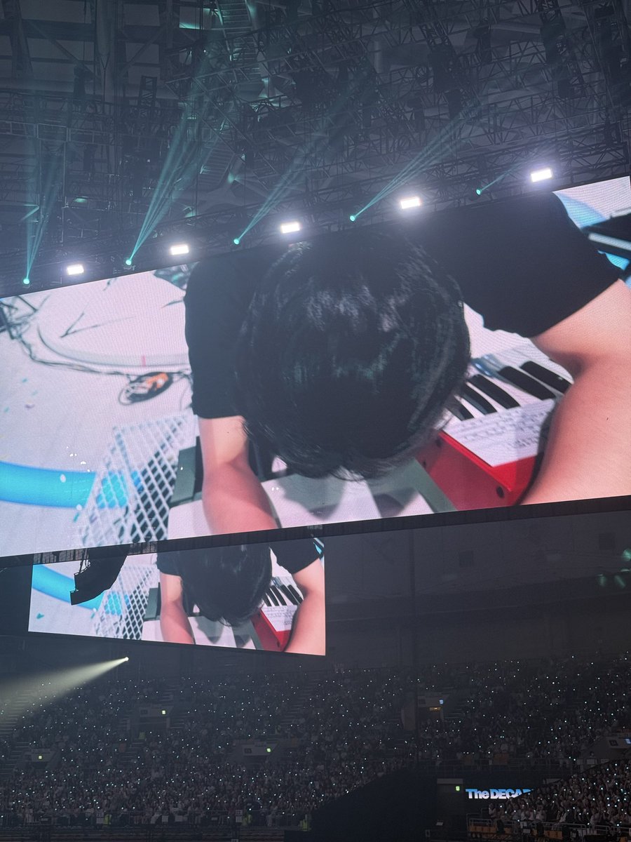 eternalyk2's tweet photo. 🦊: 정수리 냄새~!!!! https://t.co/UqDdPFAK4P