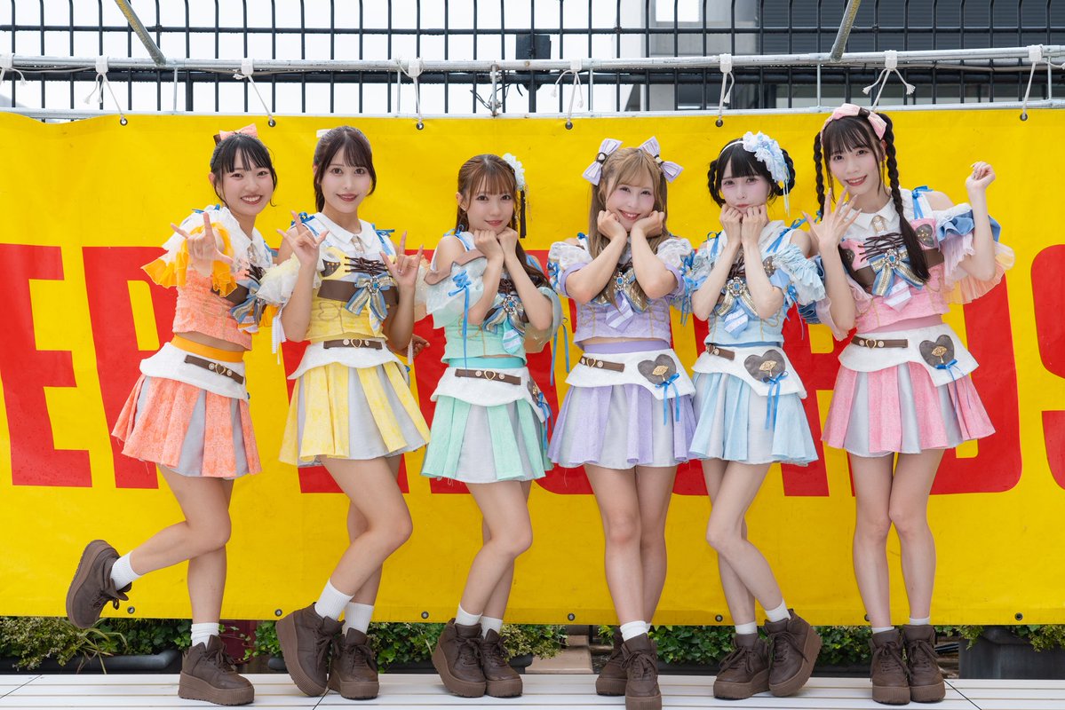 Luce_TW's tweet photo. 【7/5】(日)
吉祥寺パルコさん 屋上スペースでのリリースイベント
ありがとうございました！

1部ではJewel☆Gardenもゲスト出演してくれました🍀
天候が不安定な中来てくださった皆さんありがとうございました🎀！

#ハートフルメモリーズ0916
#ルーチェTW
#ジュエガ https://t.co/chZKe4ABlo
