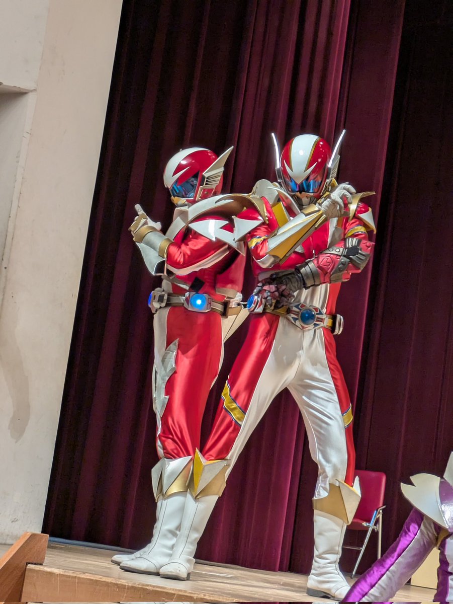 iy8e9's tweet photo. 始めてイバ劇に来ることができてよかったです！😭たくさんのキャラクターに会えてよかった☺️🙏❤️
みんなビジュ良すぎ！！！！👍✨ https://t.co/yYCzxRDA31