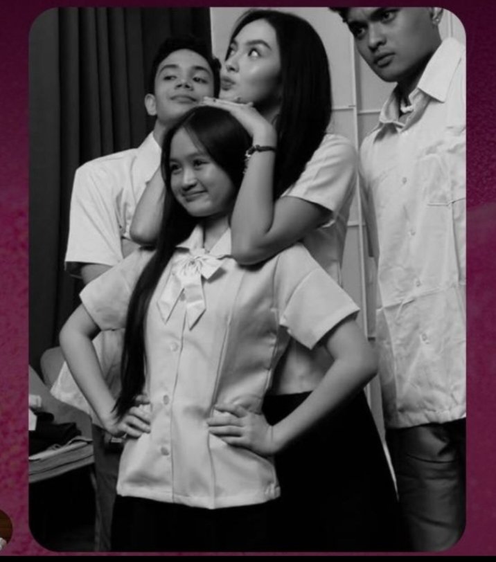 Lene28L49984's tweet photo. Seated na kung ano man to 😍😍😍 https://t.co/pJbGLIoXx2