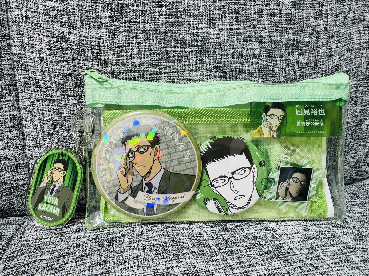 jamykzmlv's tweet photo. 花束アクスタのサイズにぴったりなポーチを見つけました！🥹
かわちいかわちい💚 https://t.co/dIrhI0QSbC