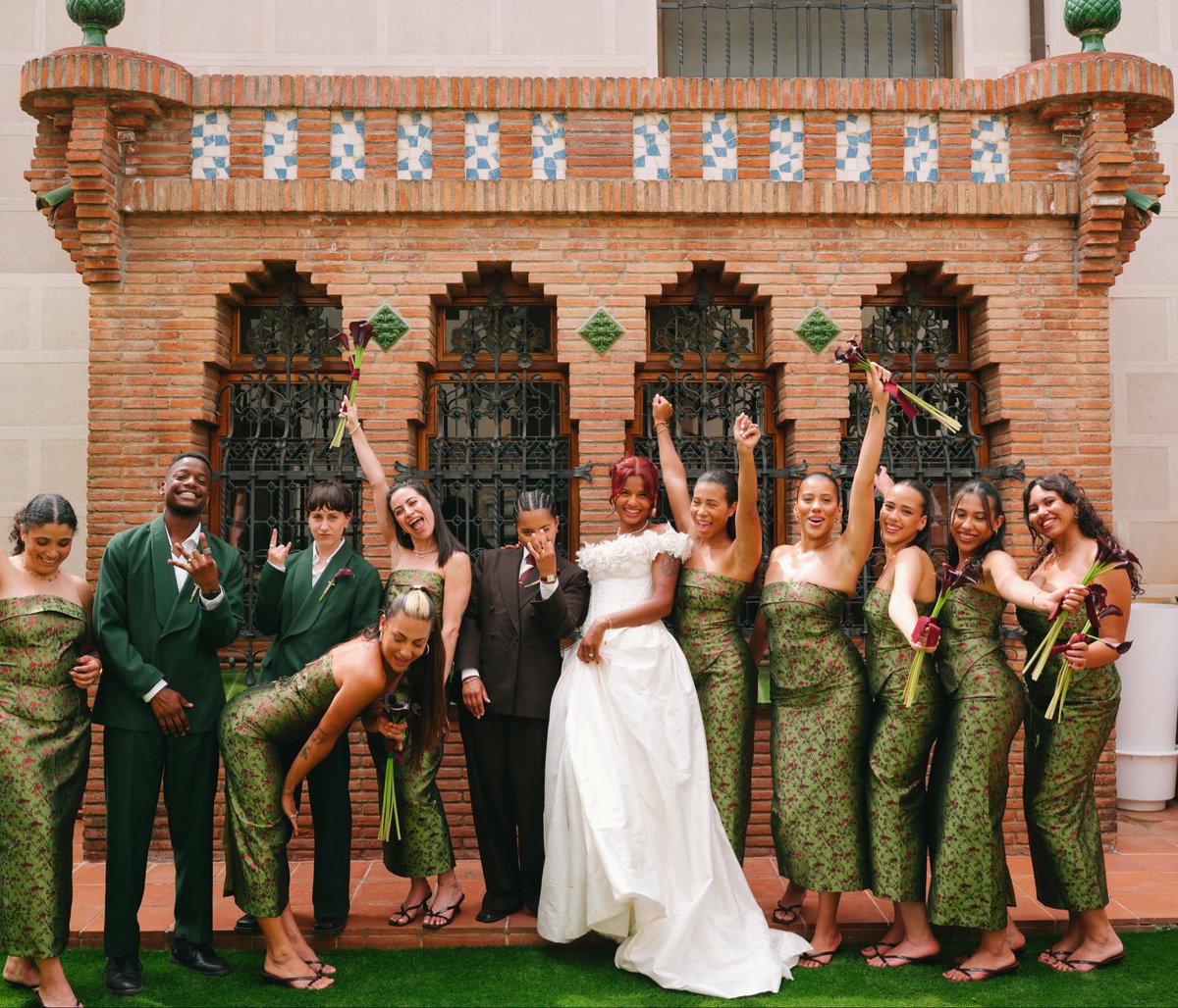 lgbtqnaija's tweet photo. Congratulations on your wedding.🥳🥰🏳️‍🌈

#lgbtqnaija #rainbowlifestyle https://t.co/uZ08USflxu