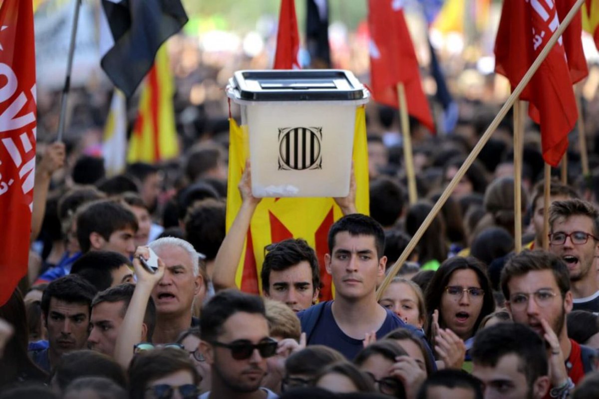 manelmalallet's tweet photo. El referèndum ja es va fer i el sí va guanyar massivament. No cal repetir res. Ara només cal fer efectiva la voluntat del poble català i fer fora al règim invasor. https://t.co/S9JhUUByLE