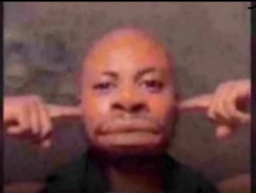 emadeyforyou's tweet photo. “Don’t use your phone while it’s charging” 

Nigerians: https://t.co/8ifs92UVcl