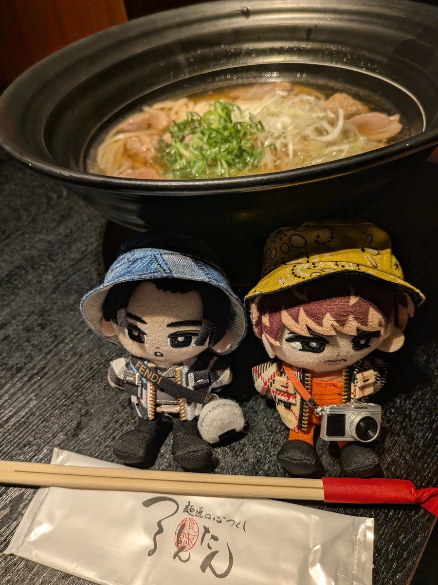 MeMe_Secret_D's tweet photo. 新宿 REGZAの広告、ユニカビジョンで7分間LIVEDVDのフル2曲見てきた⛄🖤
ずっと上見てるから途中から首痛くなった😂
ランチは笑っていいとも！の観覧帰りに行った以来の新宿つるとんたんで鴨うどん😋✨
わかってるのにやっぱり器おっきい！ってなる😅笑

#REGZA
#目黒蓮
#SnowMan https://t.co/uHp8GzQcfV
