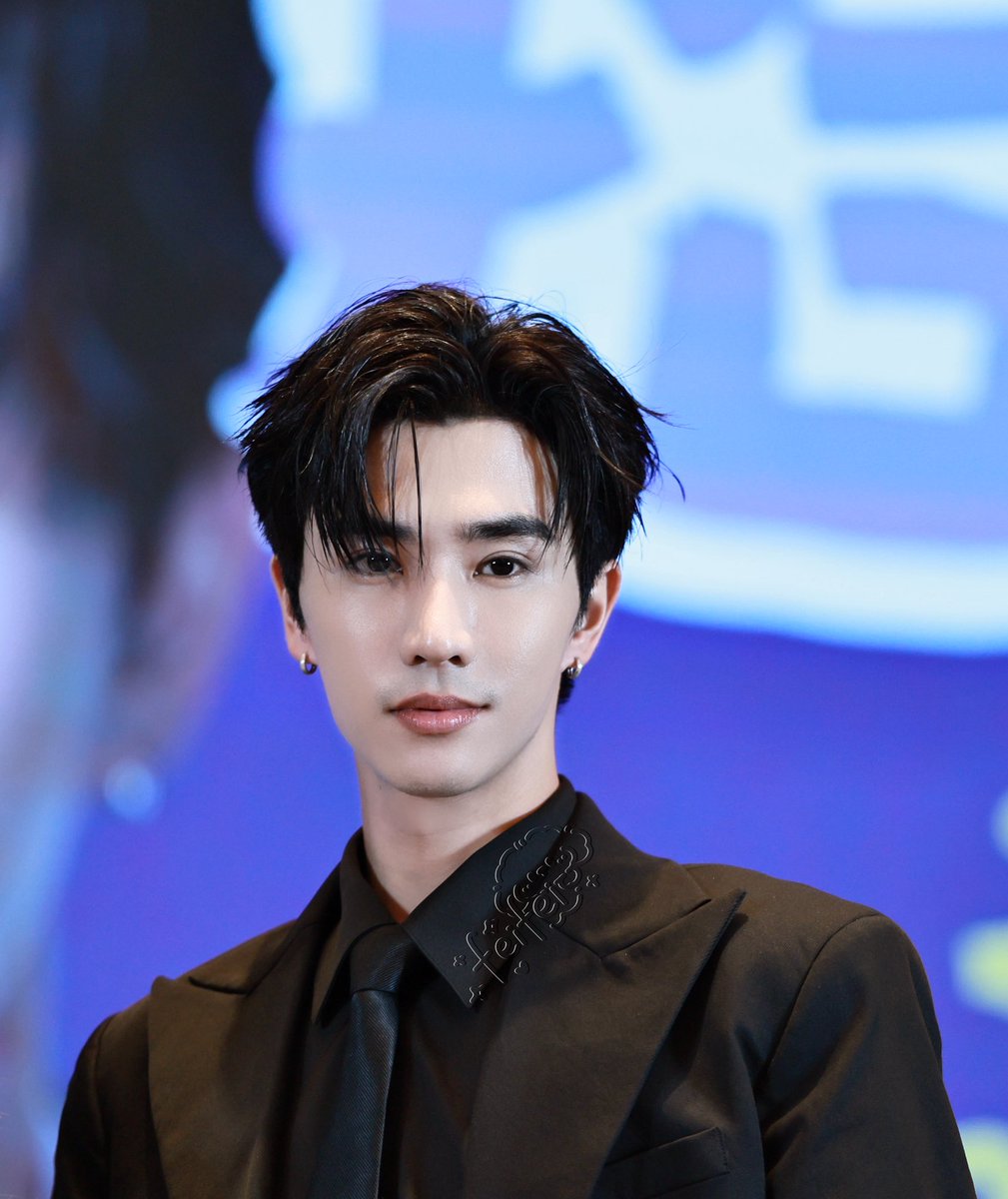 feifei0113's tweet photo. ☺️☺️☺️

 #PerthTanapon https://t.co/73Gpw8GzSh