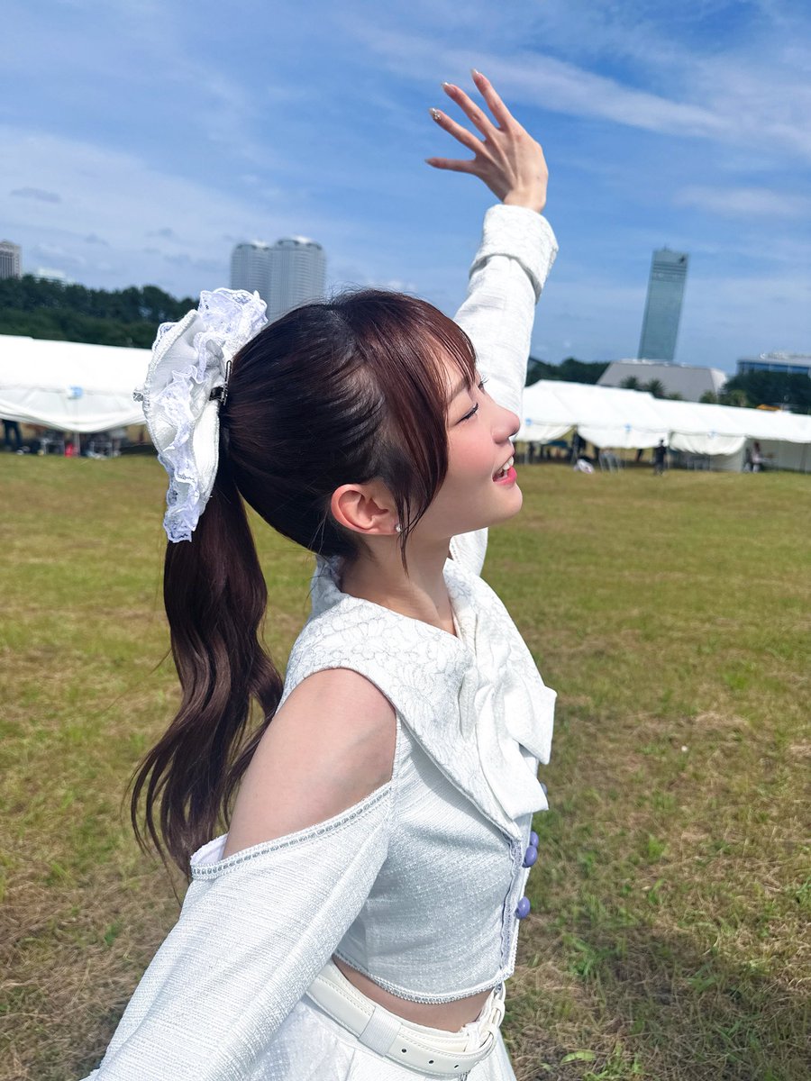 nagisa_akaneC's tweet photo. #超NATSUZOME2026 🍉🎐

アイドル人生初夏フェスでネクラブ初のナツゾメ、出演させていただきました！
ありがとうございました！！🍧

ネクラブの青春の音4曲、ゆーぐれに一緒に楽しんでくれて超嬉しかったしとーーってもよくあなたの顔見えたよ

夏となぎさとネクラブ、はじまった？
#ネクラブ https://t.co/dz8S53k72m