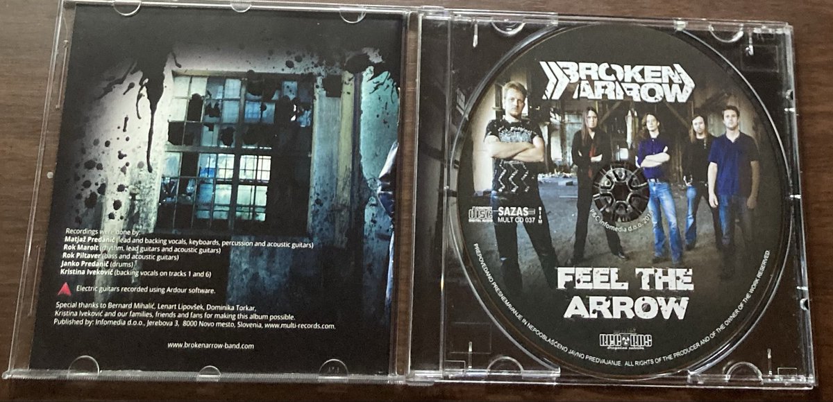FEERITS777's tweet photo. #マイナーメロハー普及委員会
#埋もれさせてはいけない一枚

◆BROKEN ARROW / Feel The Arrow
スロヴェニア出身のツインGt.&key.擁する5人組による’13年作1st。

メジャー級のアレンジとプロダクション、分厚いコーラスにキャッチーなメロディと全てがハイクオリティな一枚。

Have A Little Love
https://t.co/OPu1AbaBnp

Crying In Shadows
https://t.co/Y0Q6X8DqMo
