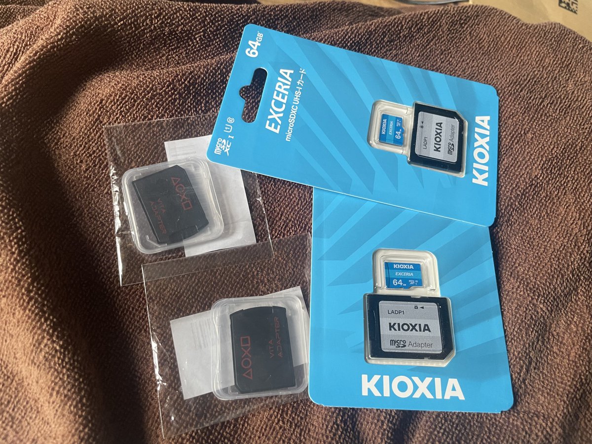 shige4si4's tweet photo. 組み合わせたらVITAのメモリーカード代わりに使えると思って買ったけど、全然違った https://t.co/8g8Q7SzD8J