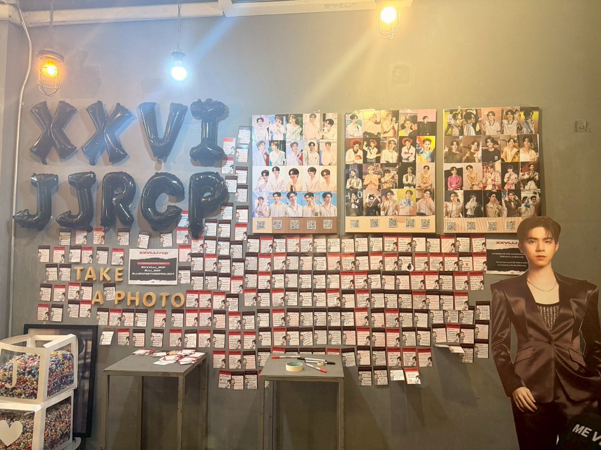 jjrcpstation's tweet photo. 🖤Thank you everyone for your loves and supports❤️

ขอบคุณทุกคนที่มาร่วมกิจกรรมทั้งที่คาเฟ่และจากทางบ้าน ขอบคุณจริงๆ ที่อยู่เคียงข้างเจเจเสมอ และที่สำคัญที่สุดขอบคุณเจเจ @jj_rcp ที่เกิดมาเพื่อเป็นที่รักของเราทุกคน🫶🏻

เติบโตไปด้วยกันนะค้าบ🥰
#XXVIJJ_rcp #jj_rcp
#JJrcp26thBDProject https://t.co/tJxwyM97ki