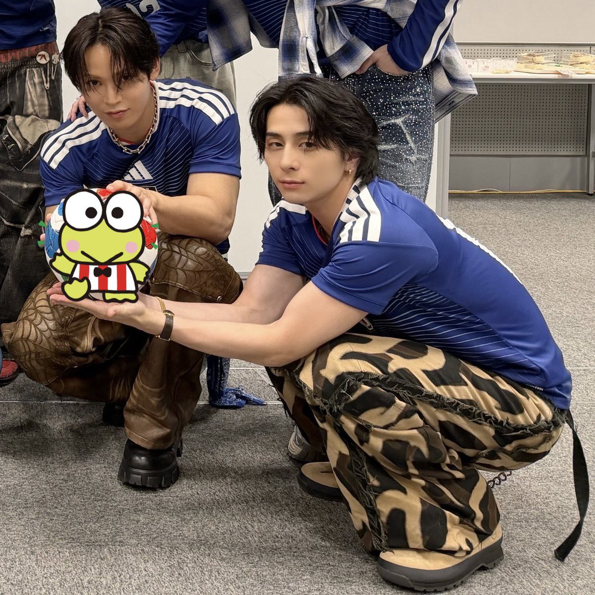 jo1_frog's tweet photo. お邪魔しまーす
#よなにし2026 #最高のよなにしを2026 https://t.co/DATgrkXnJI