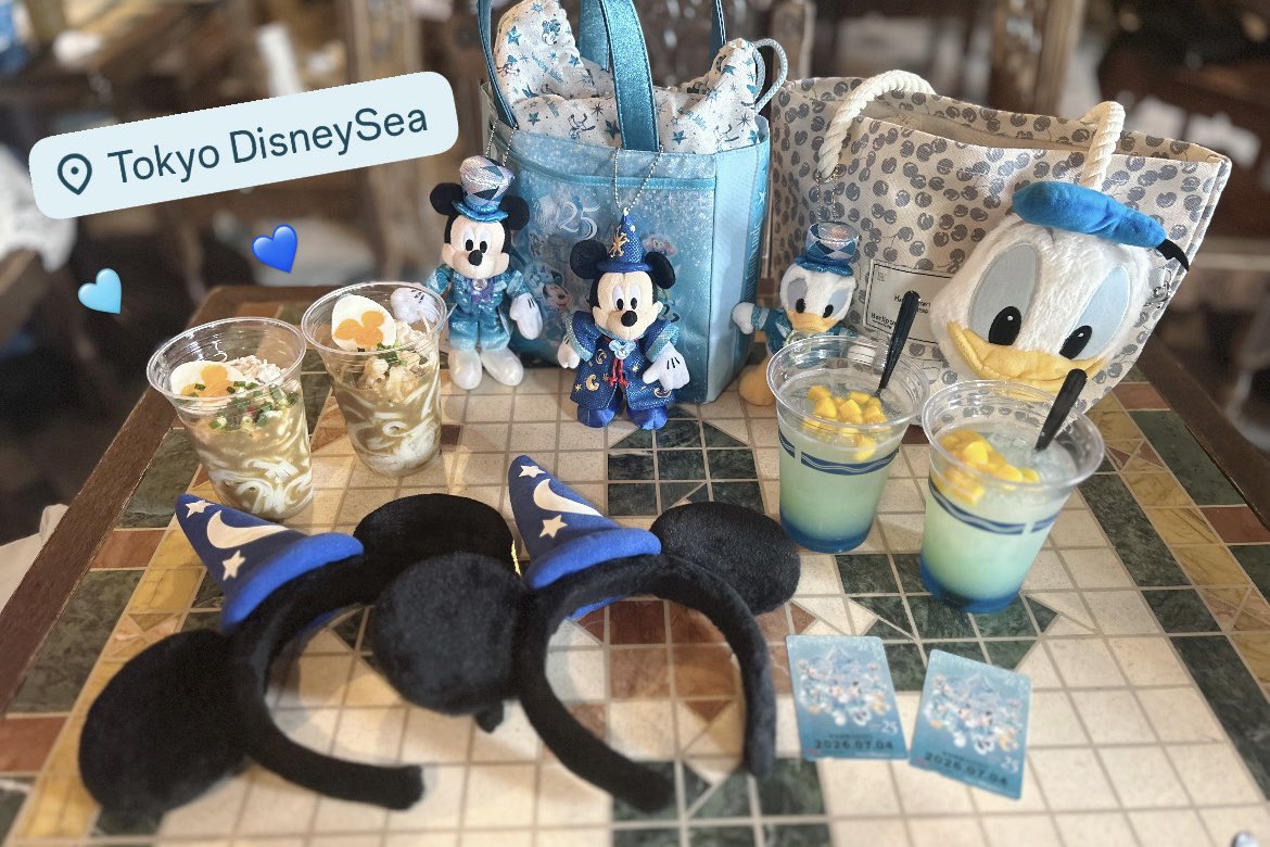 shining_pochi's tweet photo. 𝑆𝑝𝑎𝑟𝑘𝑙𝑖𝑛𝑔 𝐽𝑢𝑏𝑖𝑙𝑒𝑒🩵
.
#東京ディズニーシー25周年 ✨ https://t.co/R9KYKrlye2