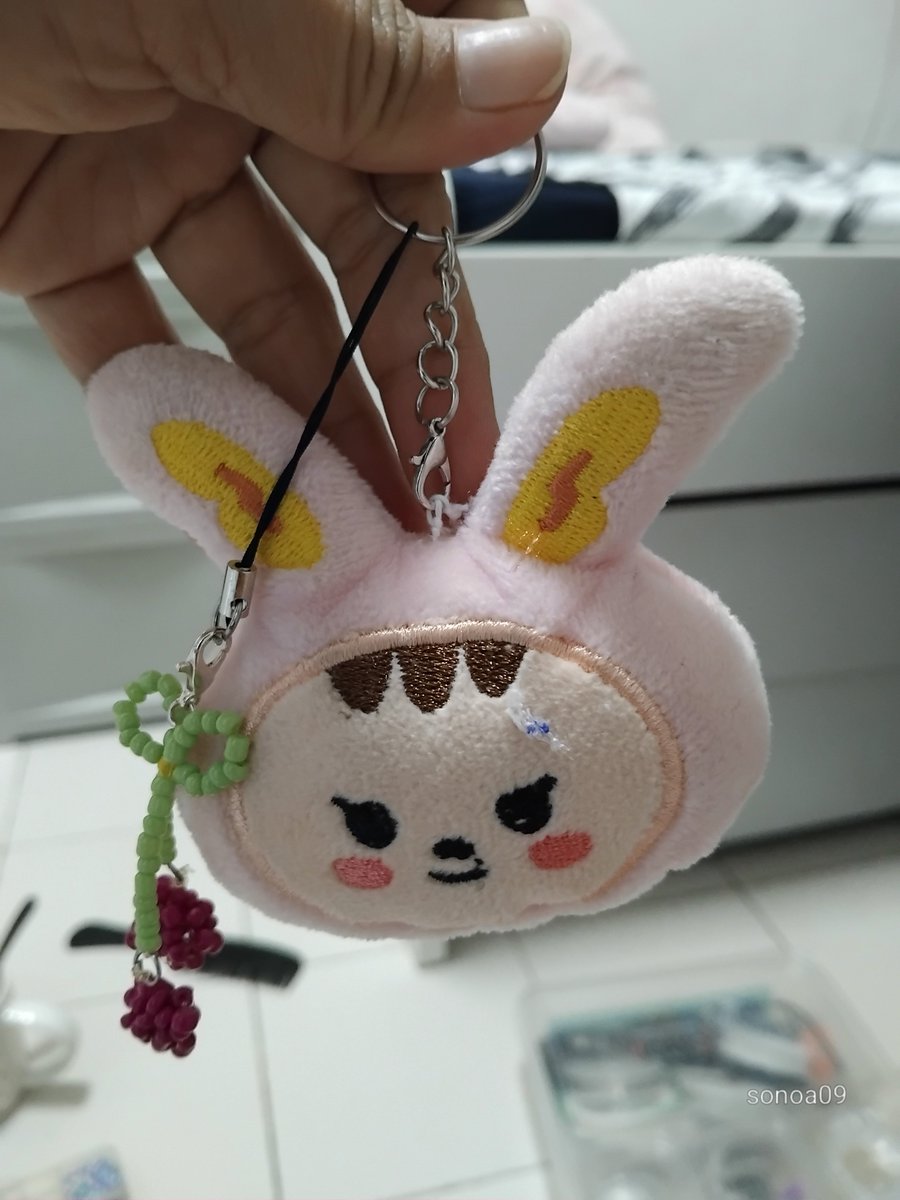 Băobèi kiss and stell ni Hannie 🐰🍓 tweet media