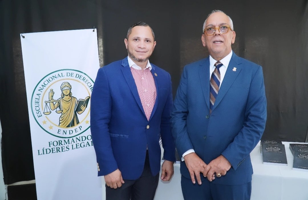 MisaelBRG's tweet photo. A partir de agosto entra en vigencia el nuevo Código Penal en la República Dominicana y como Abogado en el ejercicio nos estamos actualizando para realizar como siempre defensas calidad. https://t.co/fPSfC6lCln