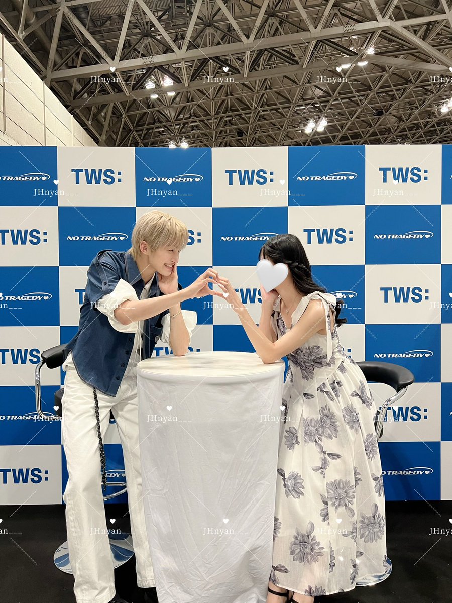 JHnyan___'s tweet photo. 260705 TWS NO TRAGEDY ♡

🩵🩵🩵

#TWS #ジフン #지훈 #JIHOON https://t.co/Pl8KNvDBl8