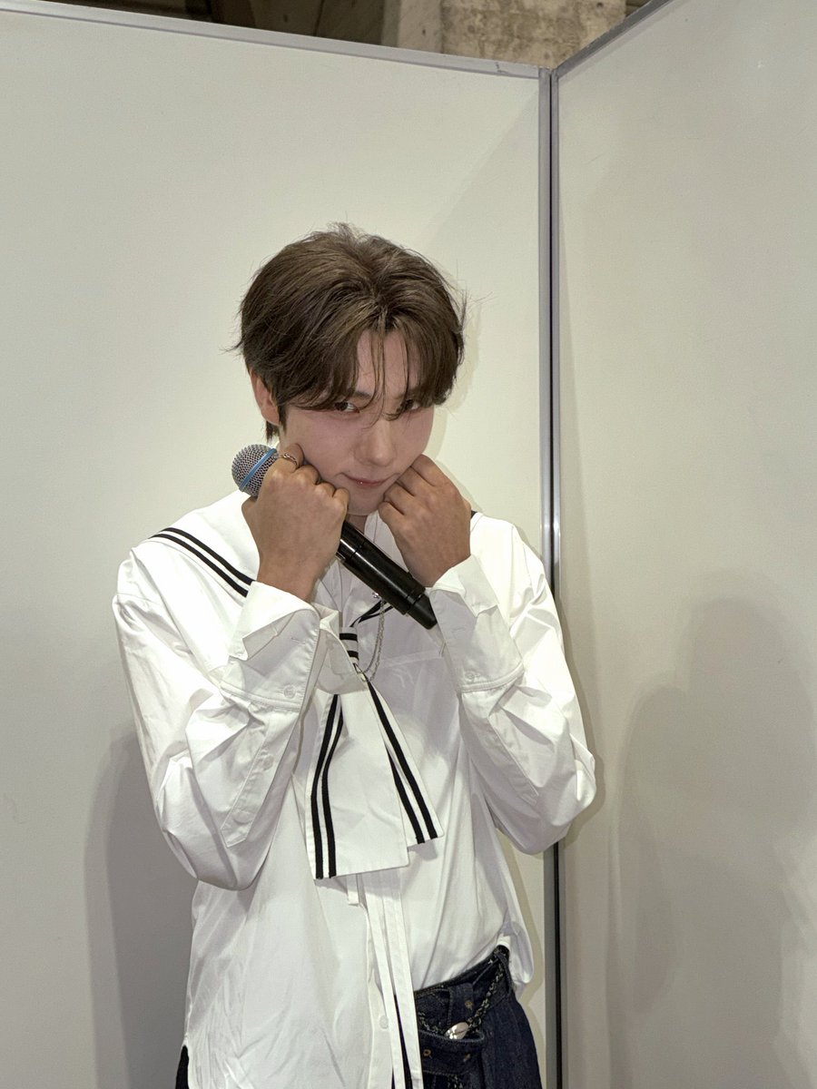 Youngjae. tweet media