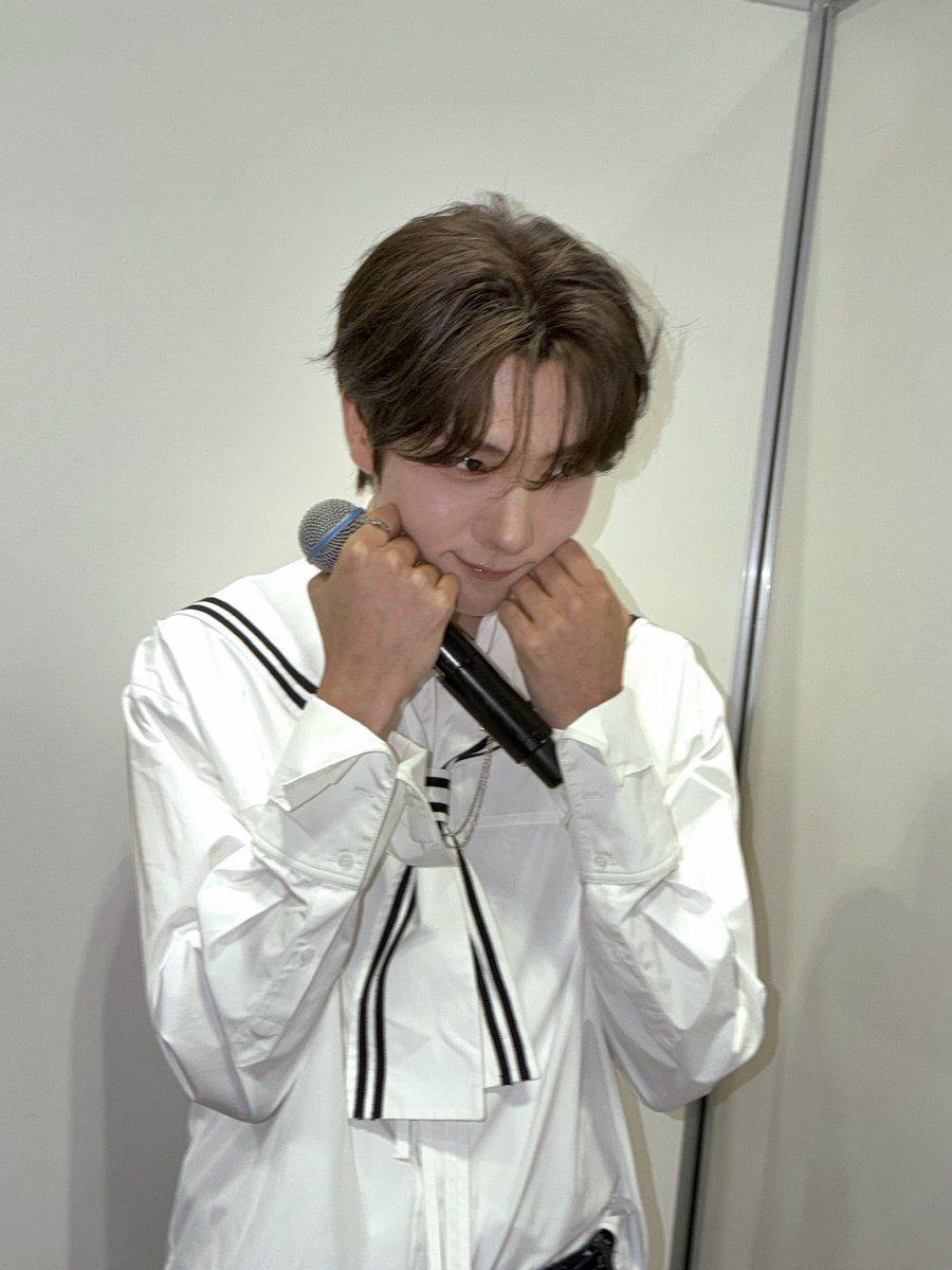 Youngjae. tweet media