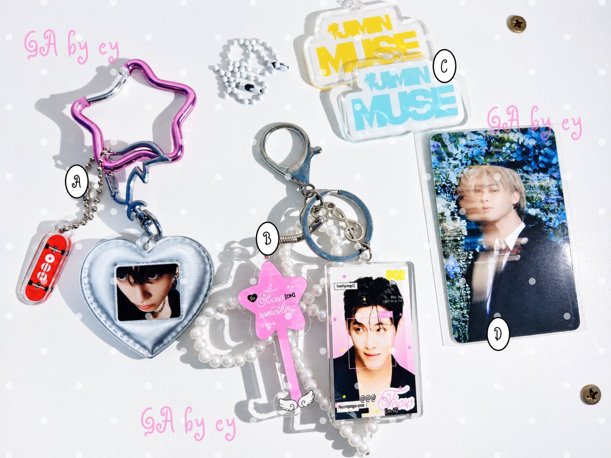 _ey19's tweet photo. !—— Giveaway for army 
( keychain &amp; photocard muse jimin )
For 4 winners⭐️

RULES!👀
🩷help rt &amp; likes
🩷indomy only
🩷rep MAU + A/B/C/D

💫PERIODE GA 5 - 7 APRIL 2026🧚‍♀️ https://t.co/A8OWFRXJBQ