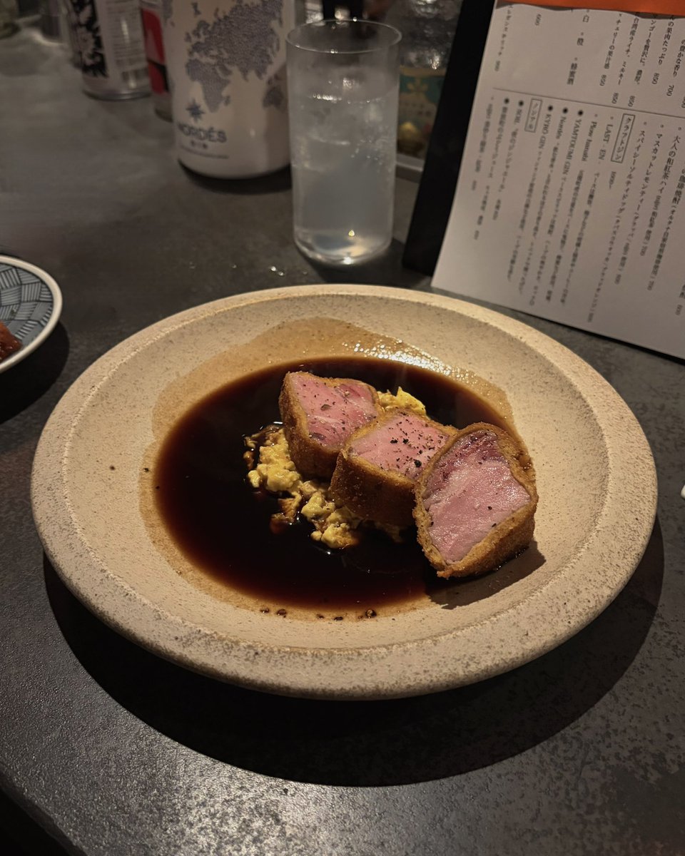 ariamarusoy's tweet photo. ここはメシ界隈ですか？そうですか https://t.co/Udqcw4qtdI