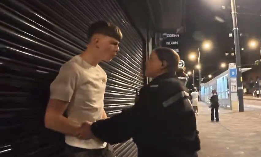 defense_civil25's tweet photo. 🚨Update: Birmingham UK Police are now admitting the assault on this young man, declaring they arrested the victim because he is white! 

They said this is common practice and they will continue to arrest and punish white victims for offending migrants! https://t.co/mRXWDlzfWd