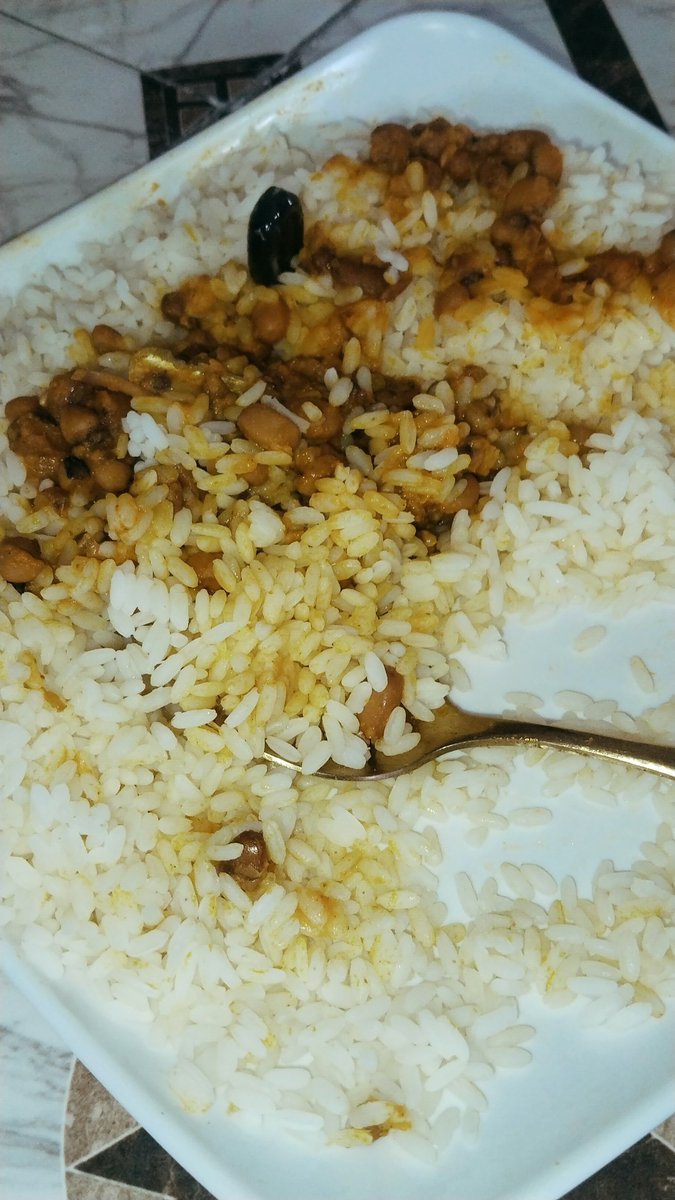 CentAfrika's tweet photo. I'm having my lunch 😋
Quality Life is Not luxury, It's Eating Well. https://t.co/9j6wOnmHou