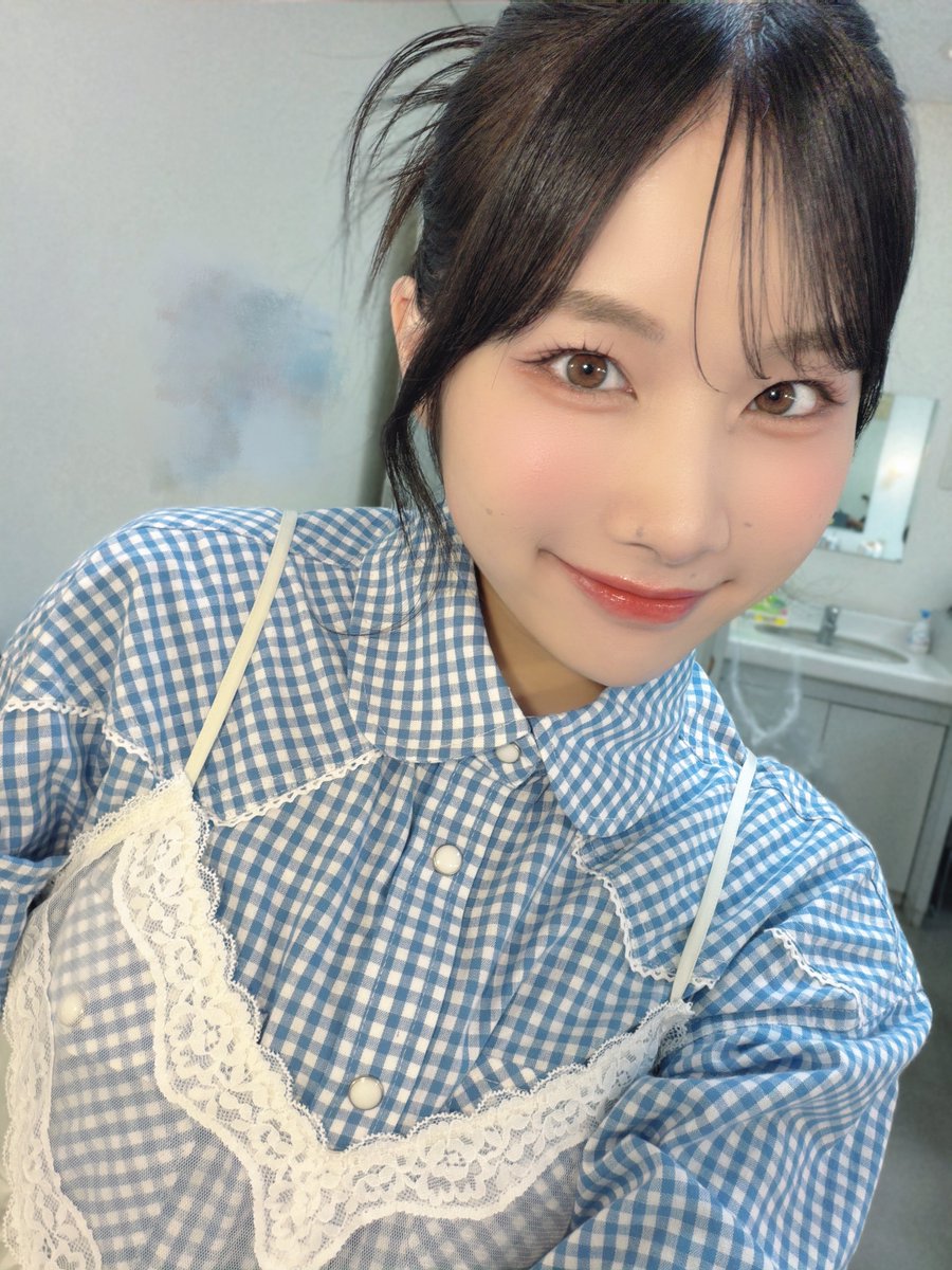 MisakiNako_'s tweet photo. #リスパレ ！LIVE vol.4

ありがとうございました！！
vol.1から約2年ぶりに出演させていただけてとっても嬉しかったです🫶
声めっっちゃ聞こえたよ！！！！！

4thシングル「 #青の足跡 」
初披露させていただきました🎐
今月末にリリイベもあるのでぜひ遊びに来てくださいねっ！！

日頃から応援してくださっている皆様！
そして初めましての皆様！
楽しい時間をありがとうございました💃💃

やっぱこの空気感好きだ〜〜ᐠ(   ◜▿◝ )ᐟ

#リスアニ ！ #ハチパレ