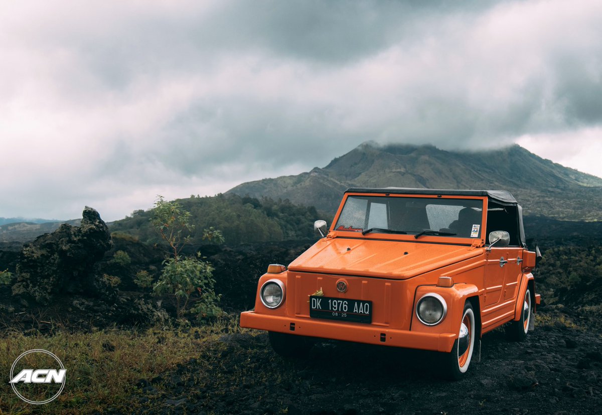 ACNnetwrk's tweet photo. Love how this Thing looks out in the wild; the scenery makes the whole shot very cool #VWThing https://t.co/g8OzZs5rgT