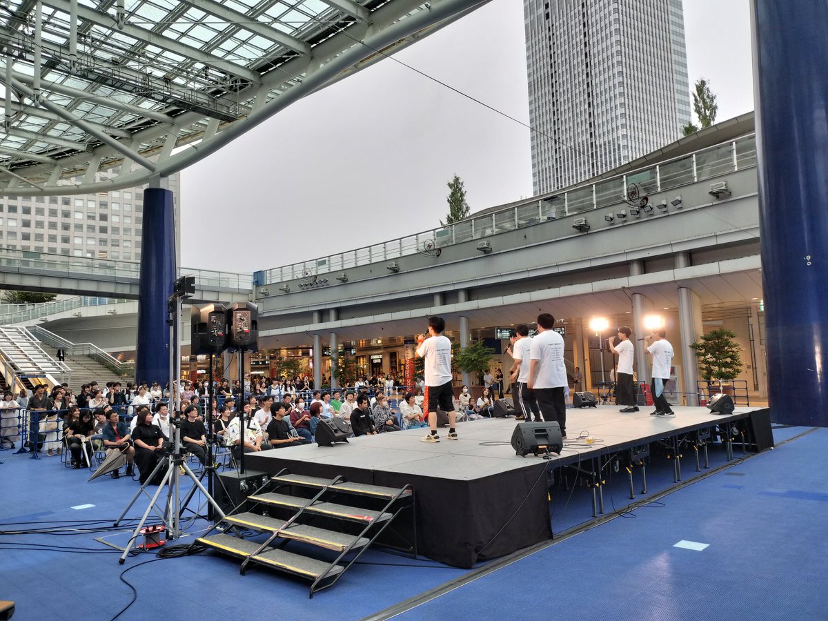 bigmt0758's tweet photo. まつりばやしの出番を終えたあとは名古屋市栄オアシス21に舞い戻って #ナゴペラ ２日目へ合流。音響のお手伝いをしてきました。コアスタッフのみんなは２週連続ホントにお疲れさま！！ https://t.co/UCxlq71iEq