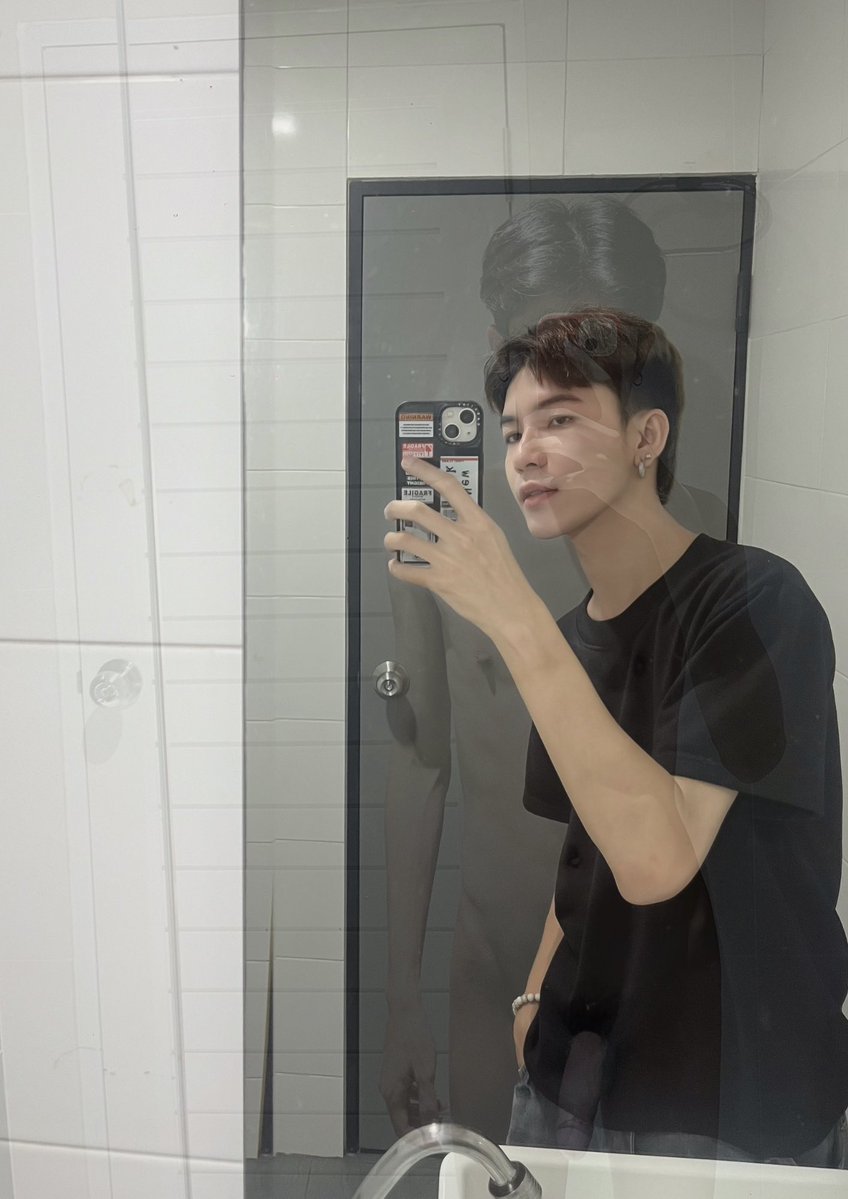zoguyy's tweet photo. แบบนี้อ่อ 🫣 https://t.co/yNaHFIvzaW