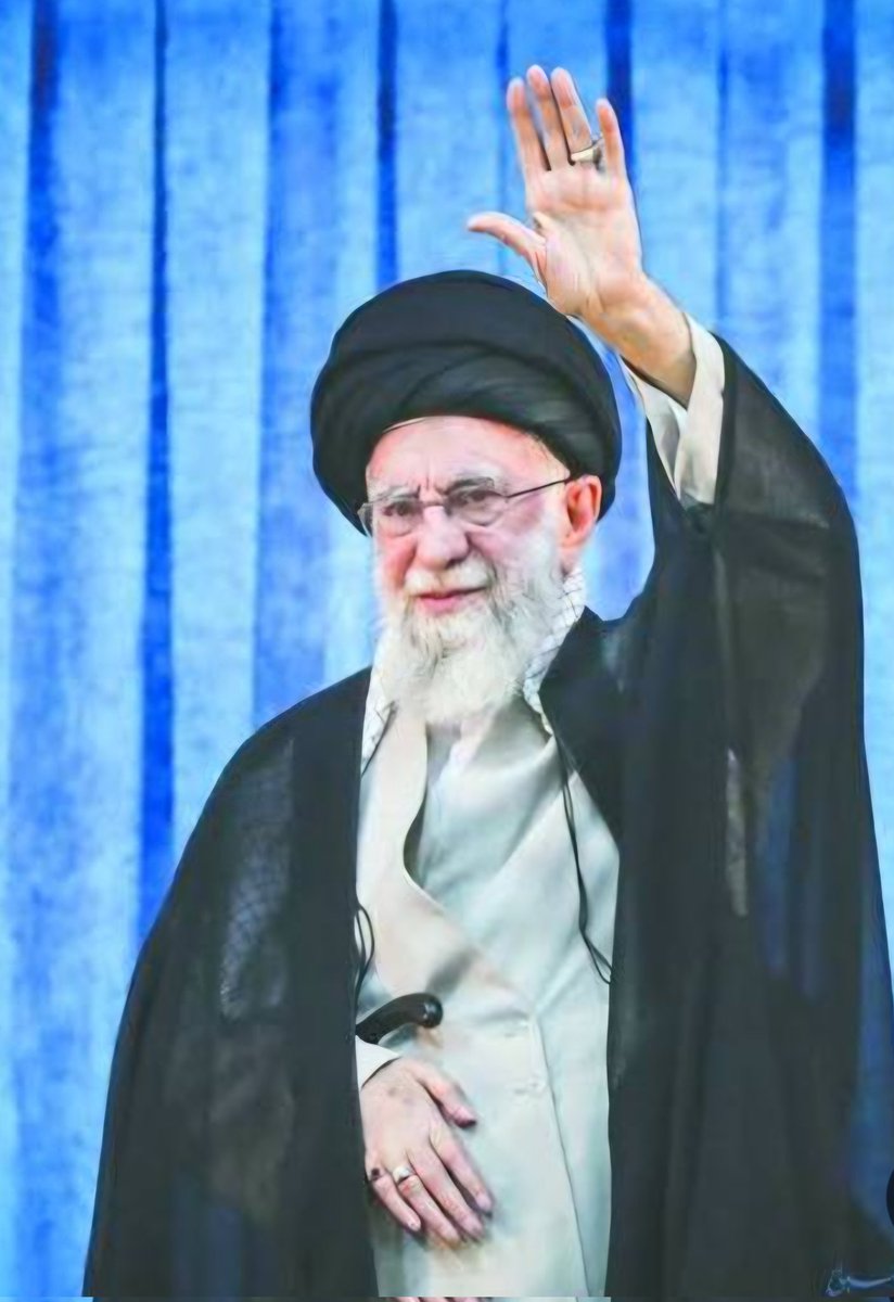 YAbouzakaria's tweet photo. قتلوا السيد علي خامنئ
فاذا بالشعب الإيراني كله السيد علي خامنئ....
تسعون مليون لكم بالمرصاد أيها الطغاة المستكبرون ....

د.يحيى ابوزكريا https://t.co/t61m85Q0bU