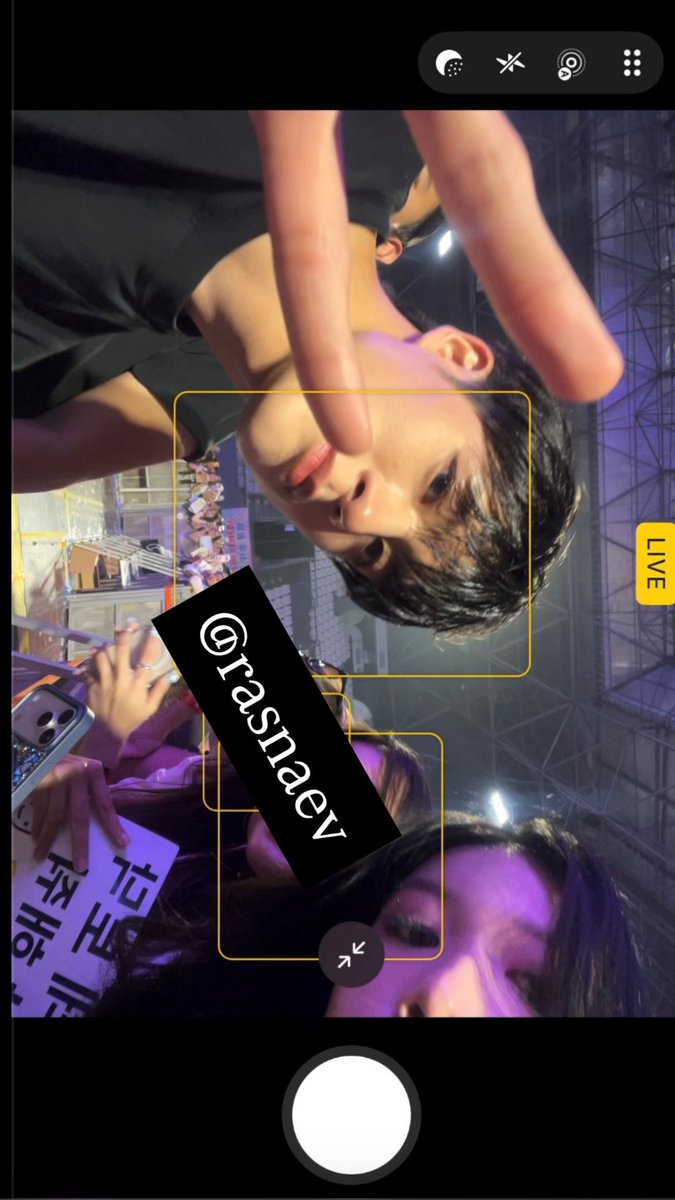 rasnaev's tweet photo. NOTICED BY JENO JAEMIN😭😭😭
THANKS DUALITY JAKARTA DAY 2 https://t.co/f6JRspoyTG