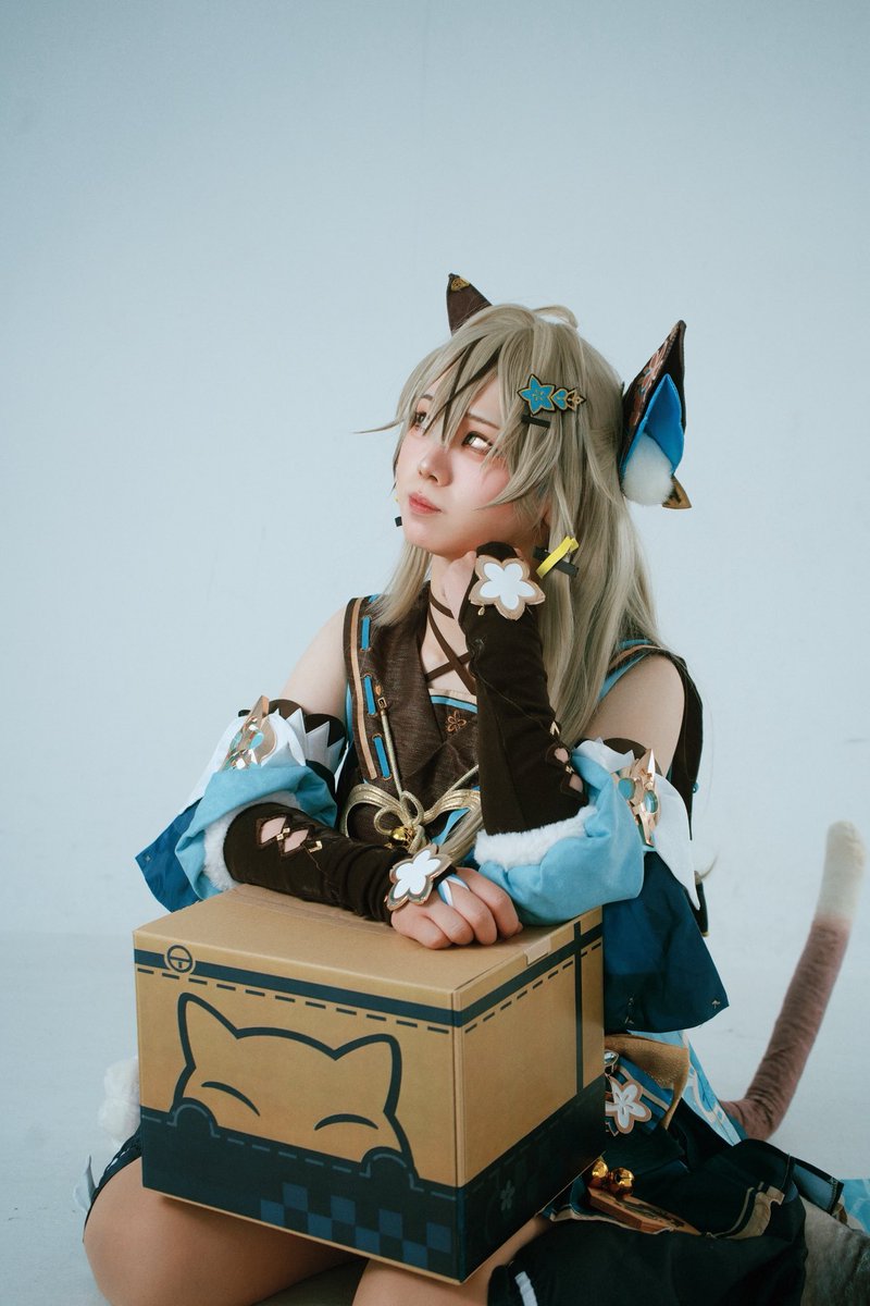 ueno_cos's tweet photo. ⚠︎︎Cosplay / 女装注意

原神
綺良々/kirara

「荷物の中身は一体何なんだろう？気になる…」

📷:@mnmr264 
🏠:@aiReboot_studio https://t.co/T2lOdfspPH