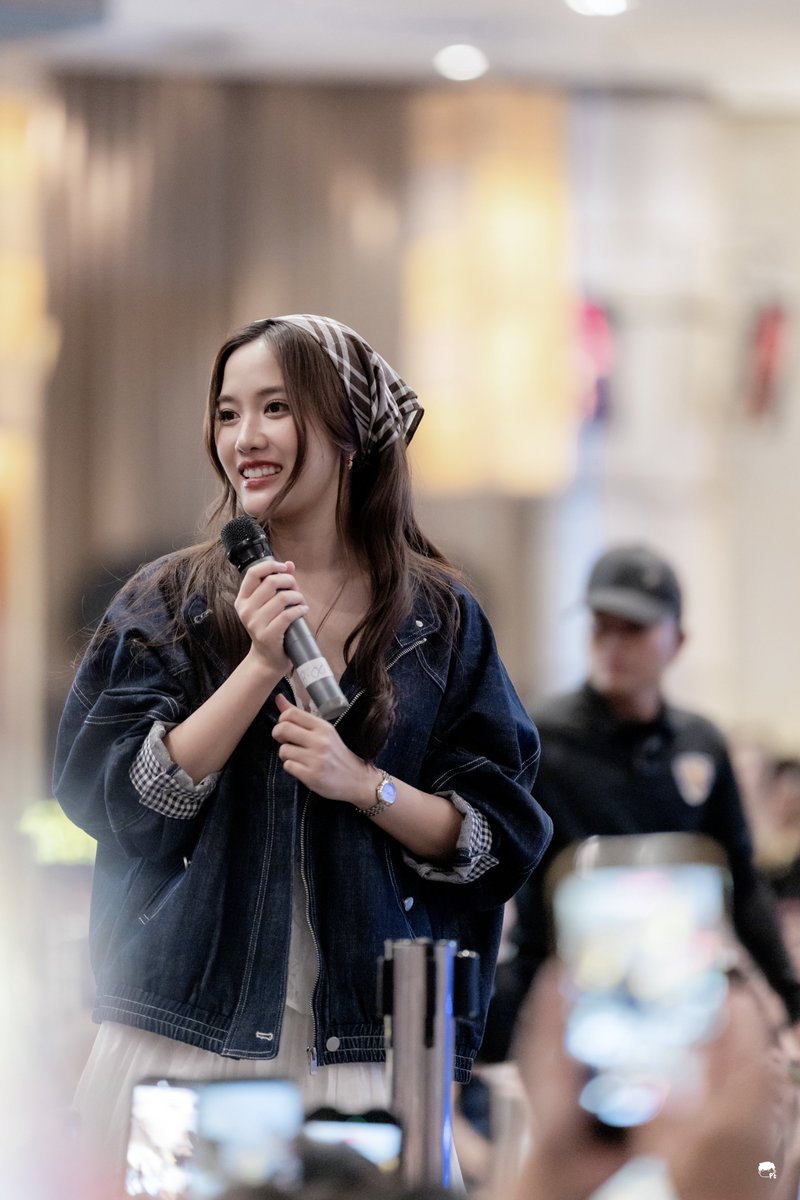 teeoheewhy's tweet photo. ✨ #srchafreen https://t.co/KvAKvxmtxY
