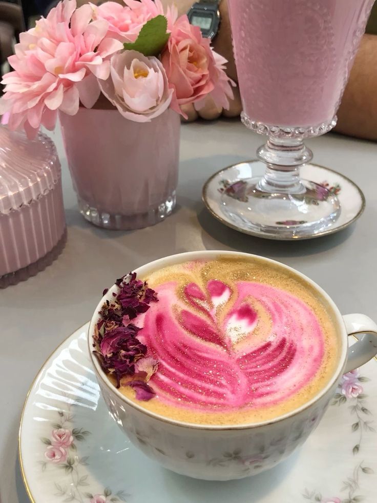 heart_jpg's tweet photo. Pink latte era https://t.co/jB8kn8oZZX