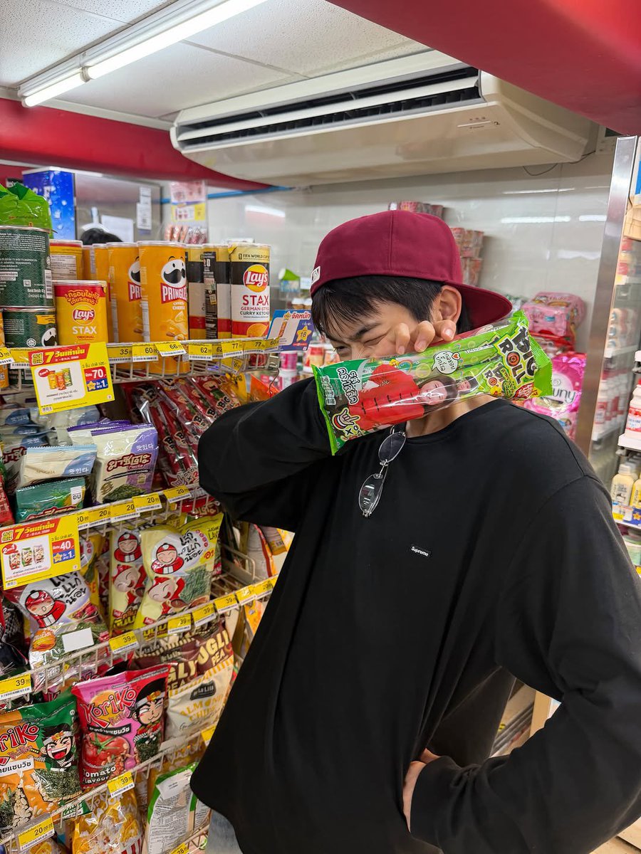 princemoya_'s tweet photo. ➴⋆｡‧˚ʚ🇹🇭ɞ˚‧｡⋆💋ྀིྀི #tomoya ❤️❤️❤️ https://t.co/HtHJuuCcbl