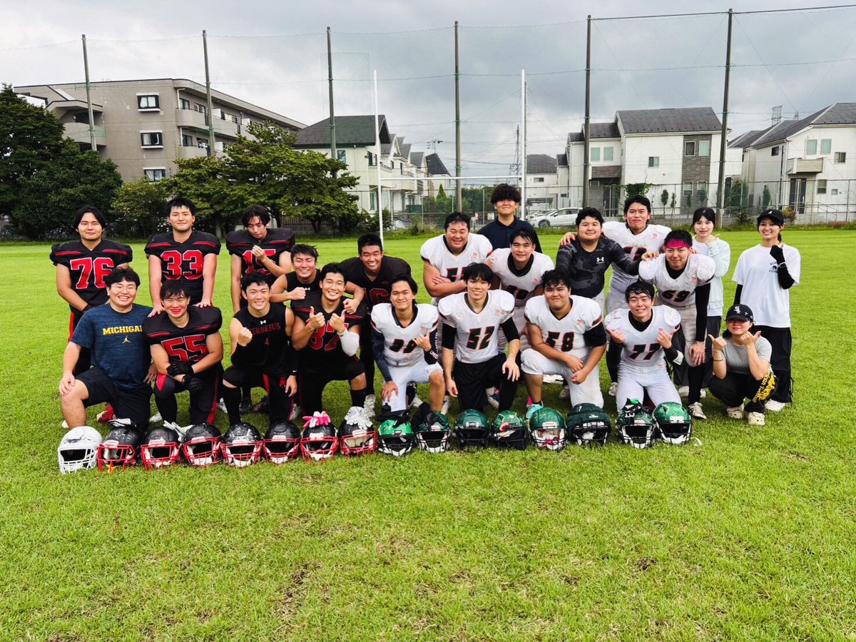 TUT_cerberus's tweet photo. NDU BOMBERSの皆様、本日は合同練習ありがとうございました。
チームとしても個人としても多くの刺激を受け、非常に実りある時間となりました。
今後ともよろしくお願いいたします。
#アメリカンフットボール #東京工科大学 #春から東京工科大学 #春からtut #cerberus 
#TUT #アメフト https://t.co/XK6casbVw1