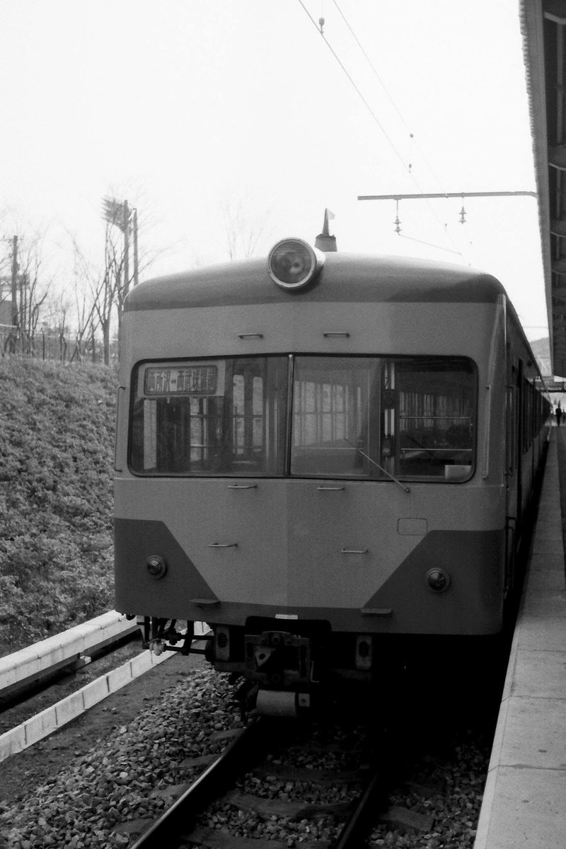 hapi44's tweet photo. 最近話題の狭山線で懐かしの601系が最後の活躍していた頃。1981 https://t.co/gRX7JaIR8U