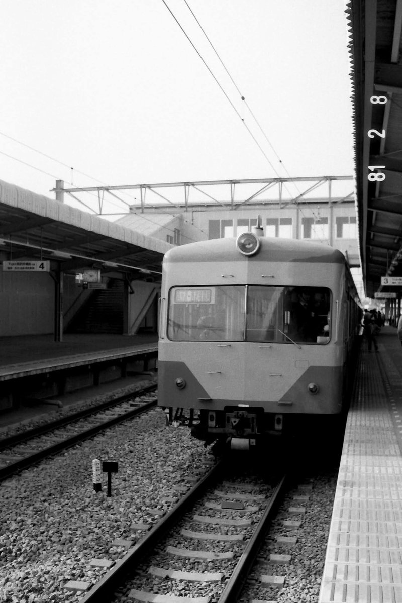 hapi44's tweet photo. 最近話題の狭山線で懐かしの601系が最後の活躍していた頃。1981 https://t.co/gRX7JaIR8U