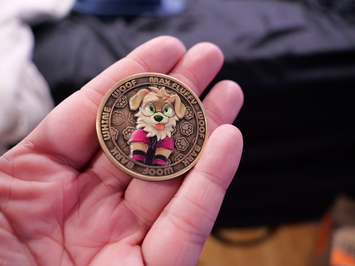 MaxFluffys tweet picture