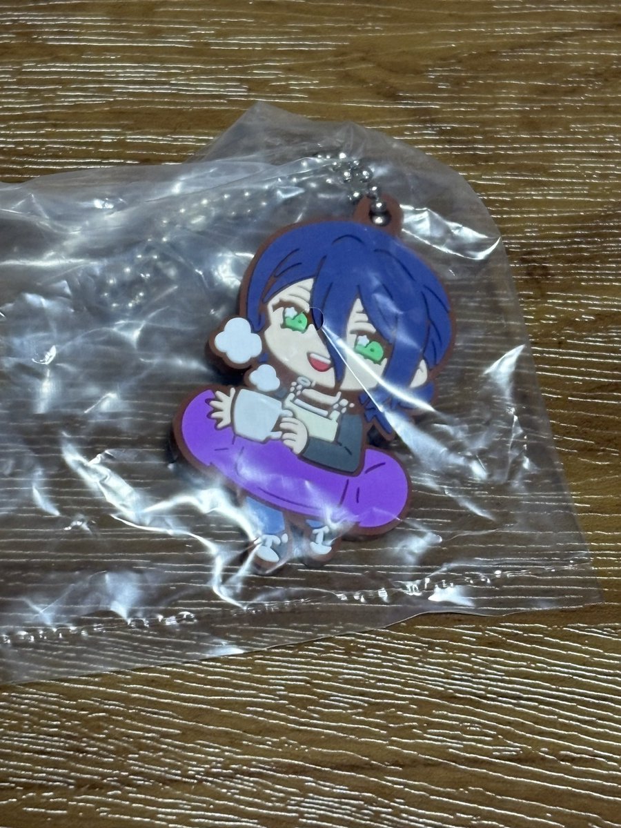 mume10505's tweet photo. ガチャポンたくさんあるところに釣られて行ったらチェンソーマンのやつ偶然見つけて、回してみたらレゼでてめちゃ嬉しい🥹
しかも最後の１個とかだったってのもあって脳汁がすごいw https://t.co/uAgI4vJTlW