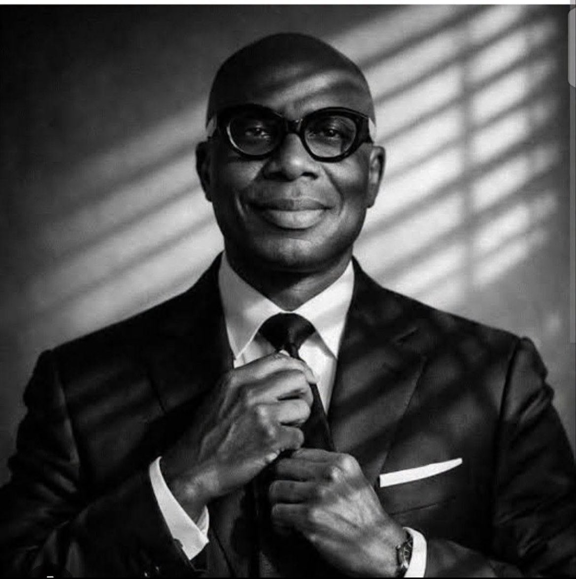 adeyanjudeji's tweet photo. Amaechi is a solid VP pick by Atiku but will they be able to defeat President Tinubu with a fragmented opposition splitting votes again like in 2023? https://t.co/mgiLEPQ2zb