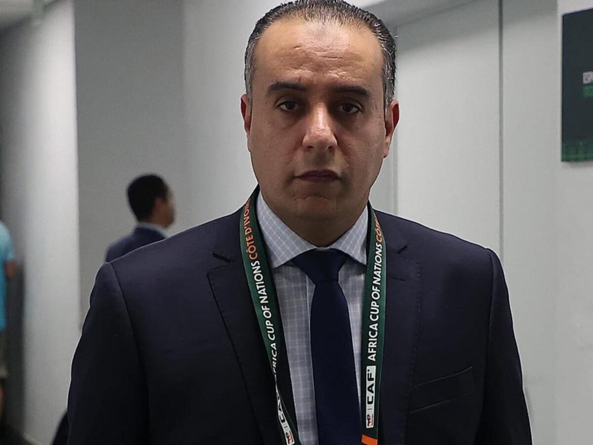 AFanghor_35's tweet photo. من تسبب في كارثة تجديد عقد بيتكوفيتش 
لا يحق له إختيار المدرب الجديد .

#صادي_يتنحى https://t.co/1TcQLy36vE