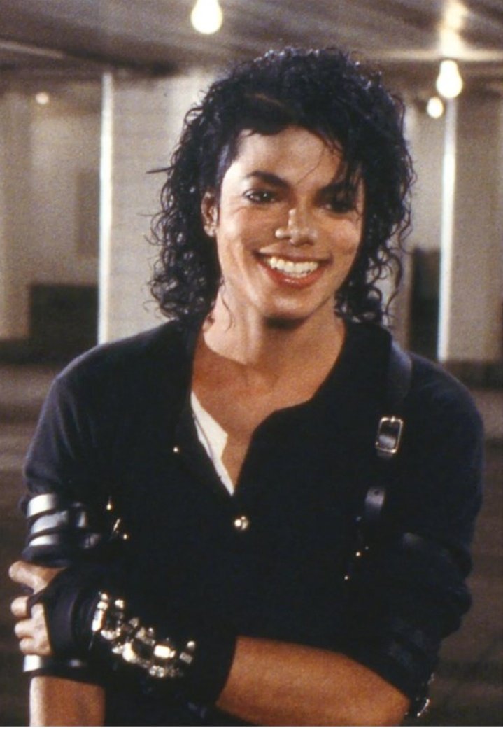 MJFellowship's tweet photo. #WhosBAD?! #Bad40 https://t.co/gGX1LzeazM