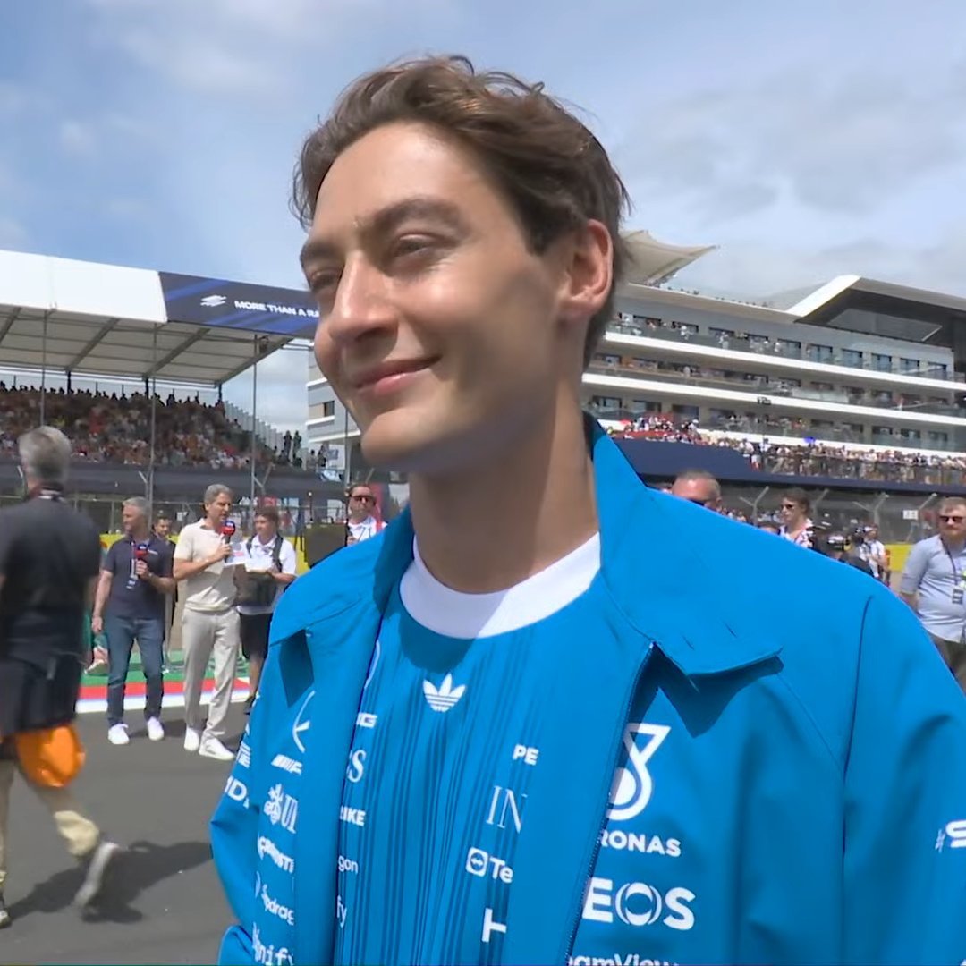 MercedesAMGPCF1's tweet photo. Q "How was that?"

George 🗣️"I got stuck in the gravel again, 2 days in a row, not ideal"😂😅 https://t.co/rBzUzyG1Pm