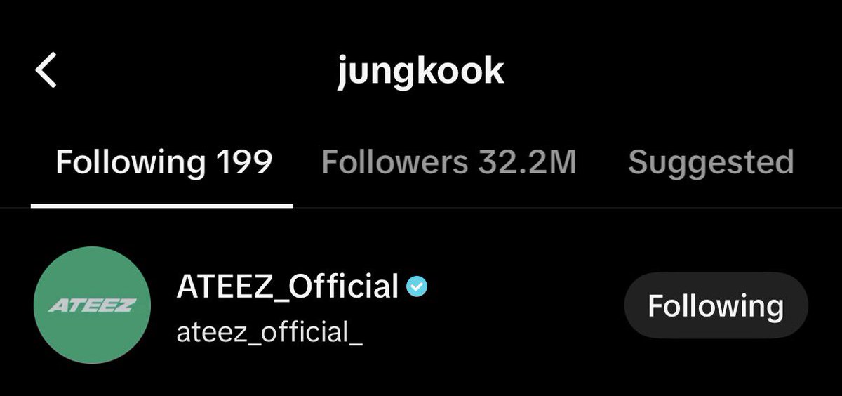 taeg1zz's tweet photo. jungkook i know you’re getting those BAD challenges in your Following can you join please https://t.co/dWmU0awS7S