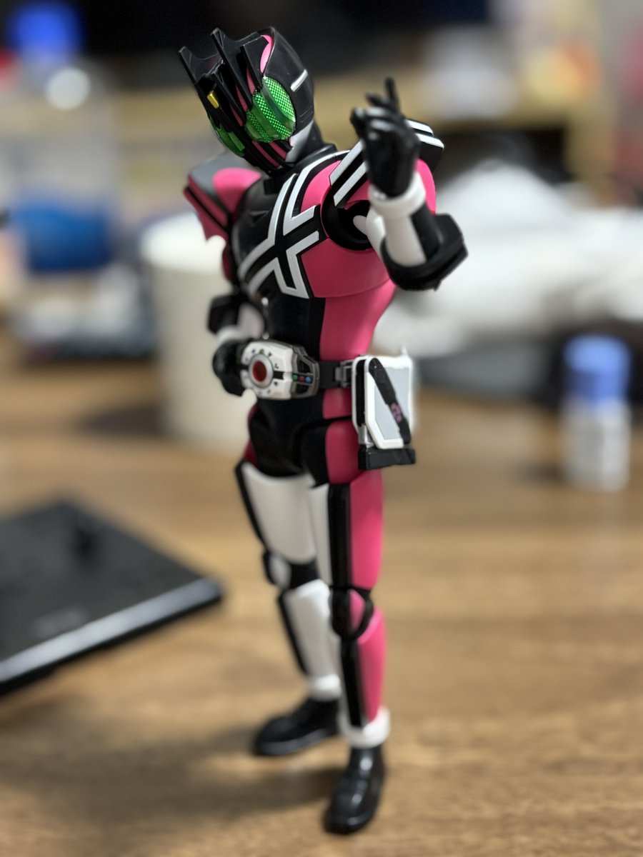 Koofigure's tweet photo. #BLOKEES  #フィギュア撮影友の会  #ディケイド https://t.co/f0oP8vl85x