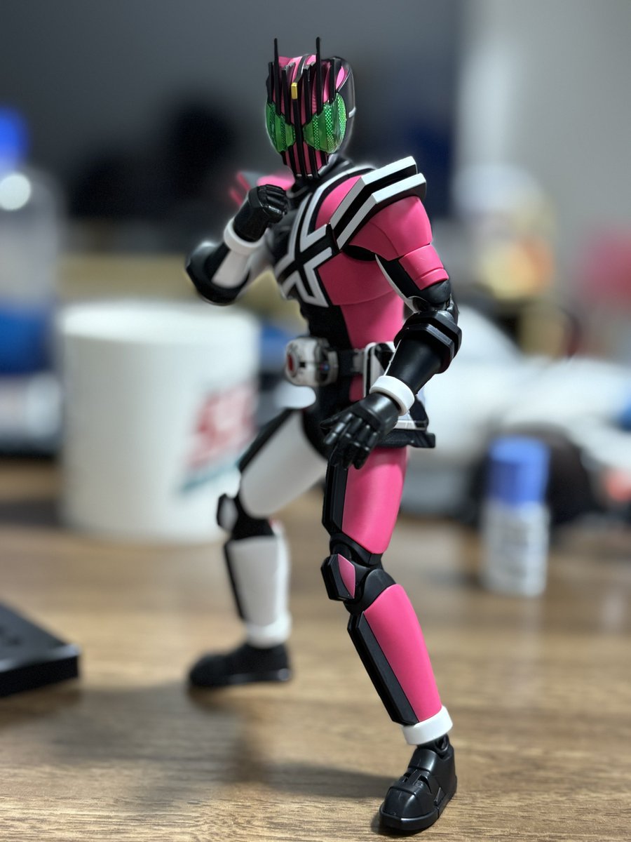 Koofigure's tweet photo. #BLOKEES  #フィギュア撮影友の会  #ディケイド https://t.co/f0oP8vl85x