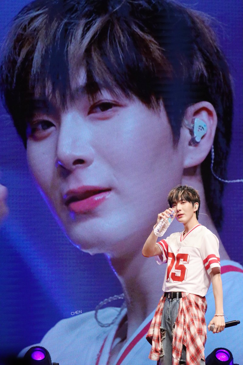 mydear0701's tweet photo. 260630 OMEGA X 5th 
ANNIVERSARY FANMEETING

광고 진행시켜2️⃣

#OMEGA_X #오메가엑스
#케빈 #양혁 https://t.co/ooBoboXWkz