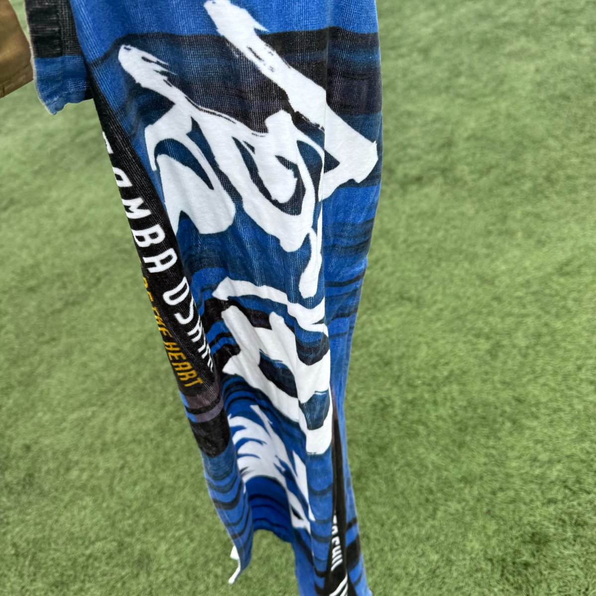 superstompei's tweet photo. ということで5年目の大作戦おしまい
2年連続倉田タオルで。

雨やったし思い切り暴れ回ったりはしなかったけど、やっぱり楽しいよな。

mvpはハルカミライデス。

来年もきたいー。有給取るしかないー！(無理) https://t.co/hDrT0dvJOp